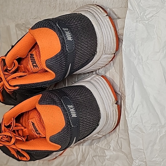 Nike Revolution 2 Gray/Orange running sneakers - Picture 5 of 9